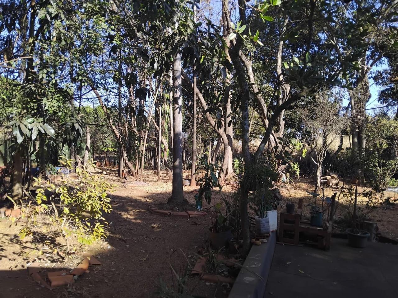 הוילה Sitio Bemtevi - Jockey Camping - Uberlândia מראה חיצוני תמונה